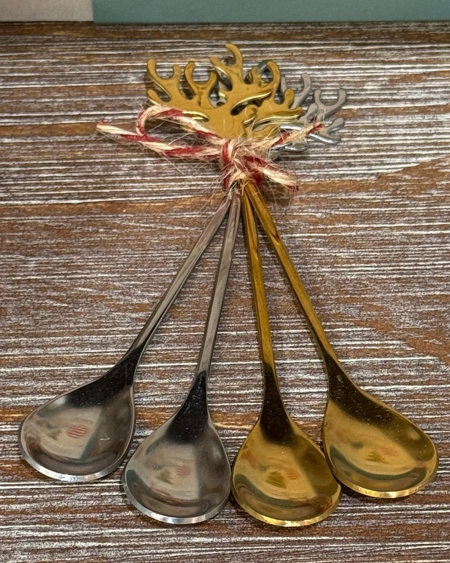 Reindeer Stainless Spoon Set – Silver & Gold (Set of 4)