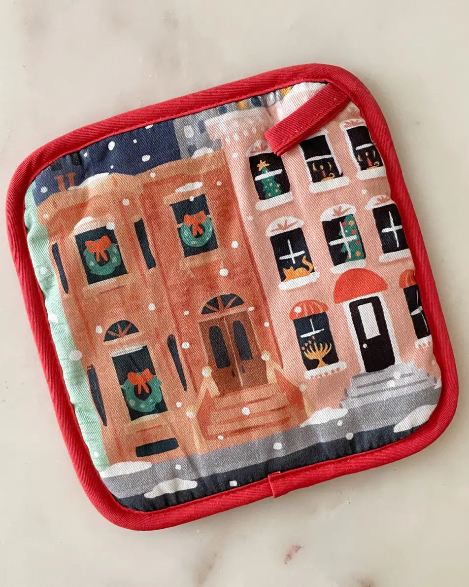 Rockefeller Holiday Oven Mitt + Pot Holder Set – Hand-Painted Holiday Design